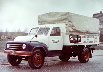 salvana-lkw salvana-lkw-historisch-fuhrpark-auslieferung-lagerhaus-lastkraftwagen